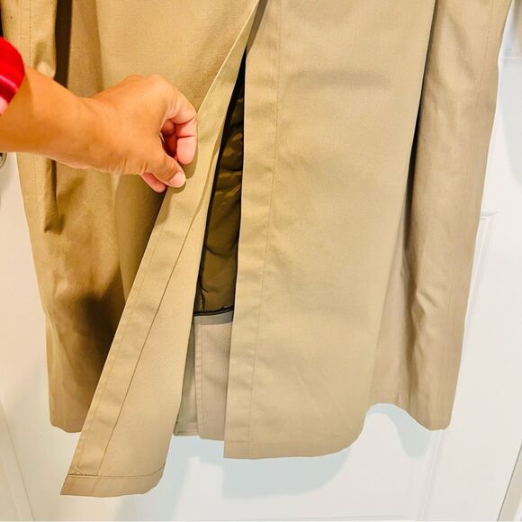 Vintage London Fog Men's Tan Trench Coat Insulated Lining Included Sz. 42 Long - Picture 8 of 12